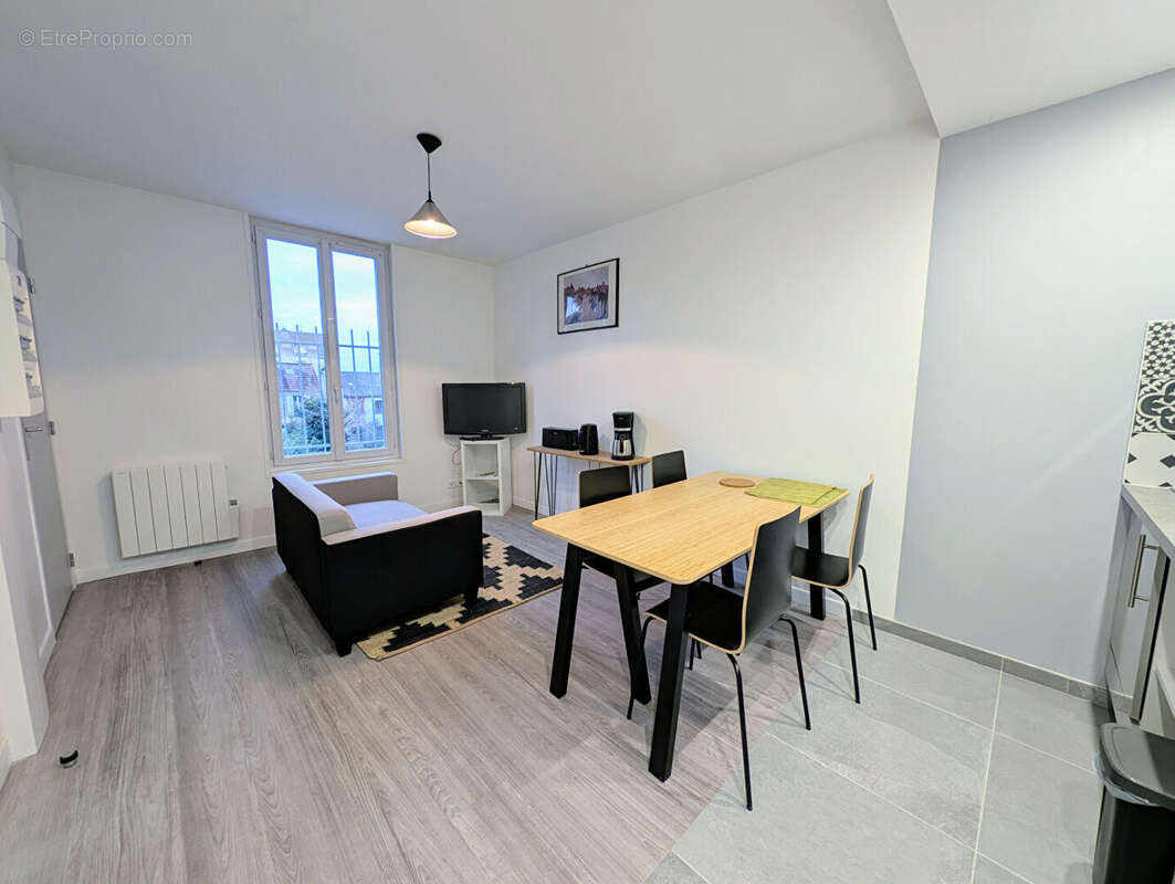 Appartement à ROSNY-SOUS-BOIS