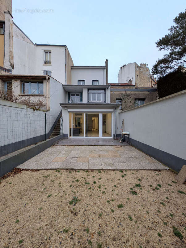 Appartement à ROSNY-SOUS-BOIS