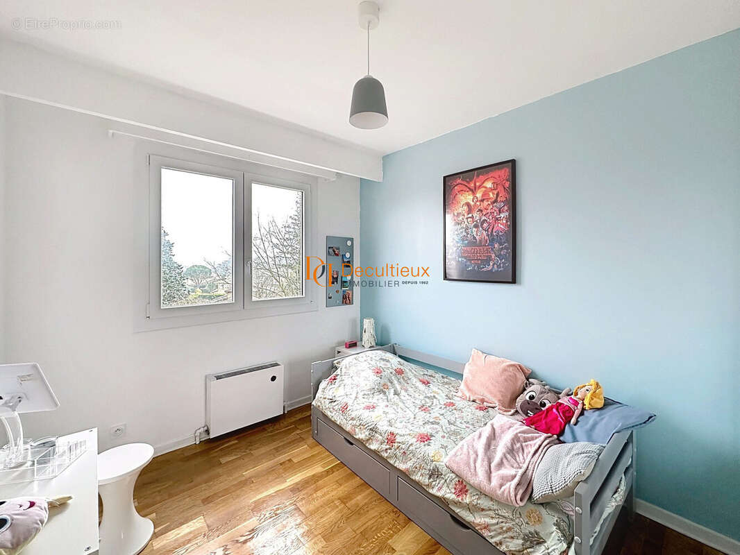 Appartement à CHARBONNIERES-LES-BAINS