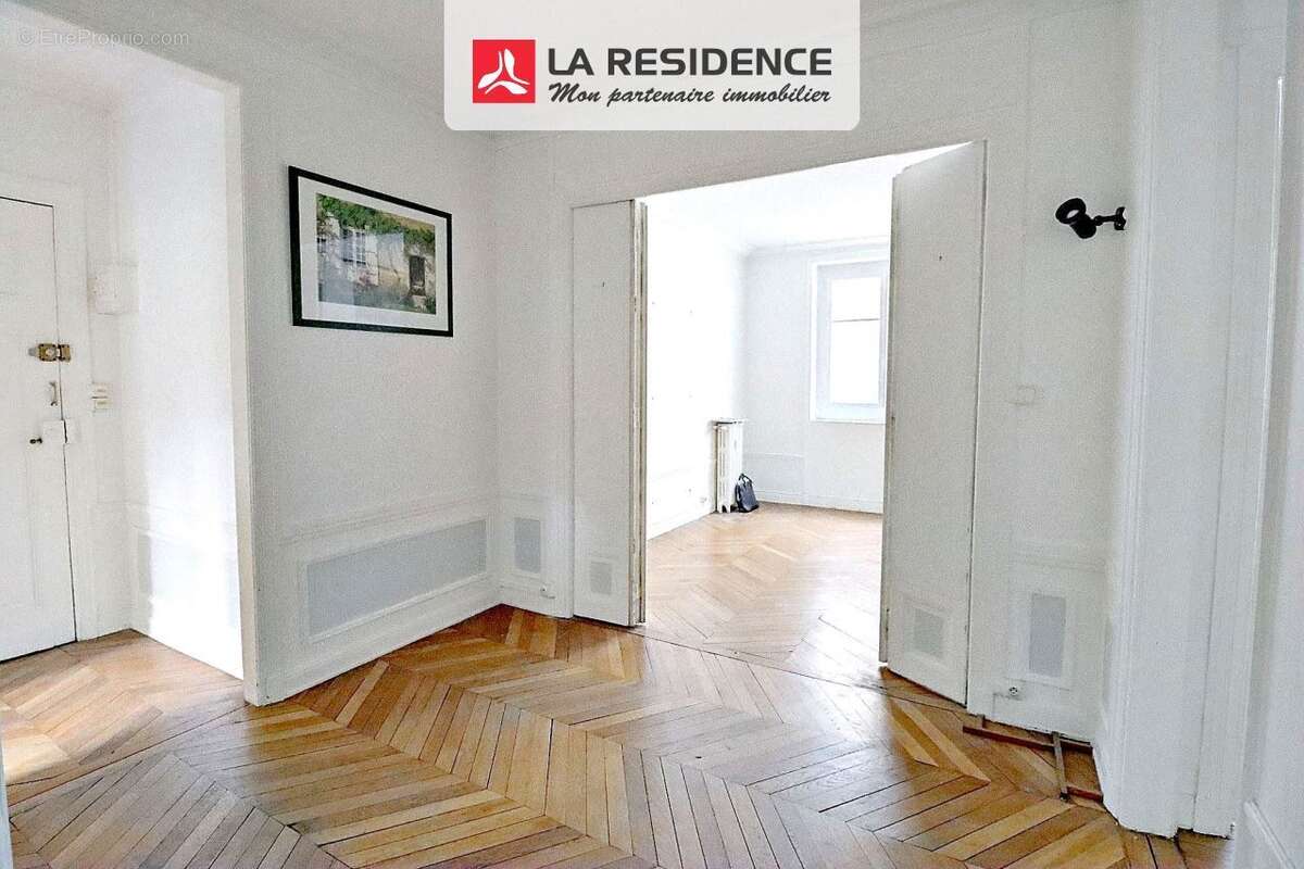 Appartement à ISSY-LES-MOULINEAUX