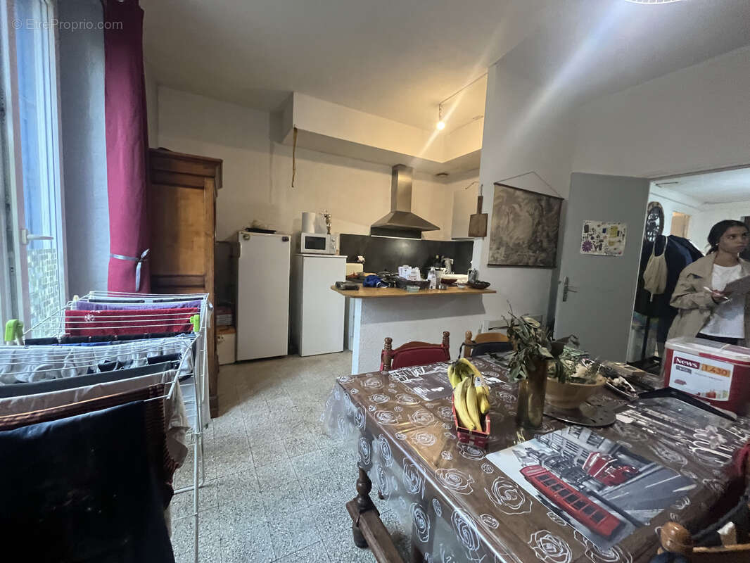 Appartement à LEZIGNAN-CORBIERES