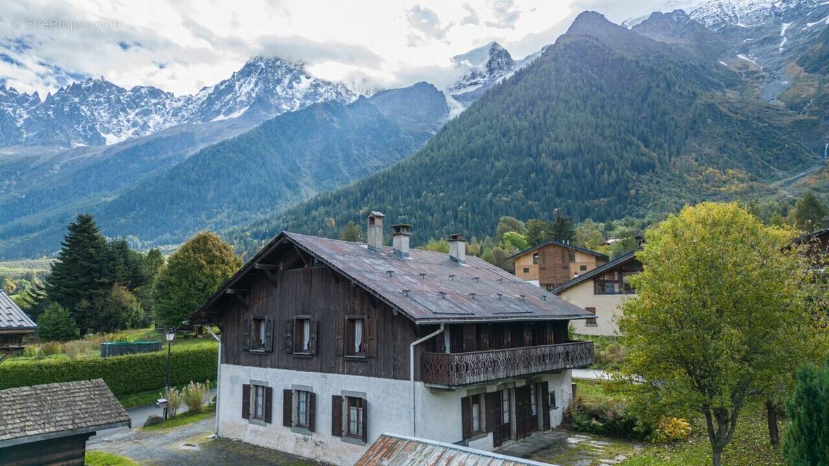 Maison à LES HOUCHES