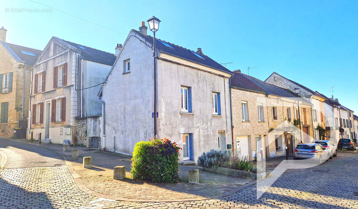 Maison à ERAGNY