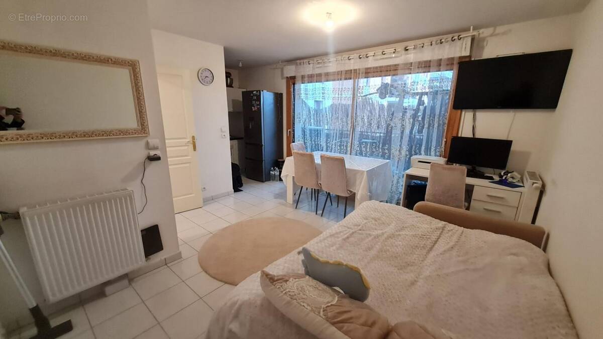 Appartement à SAINT-OUEN-L&#039;AUMONE