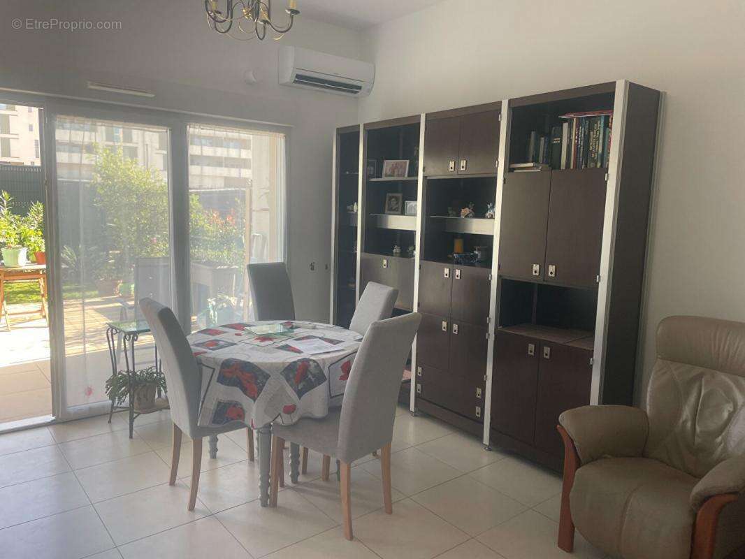 Appartement à CUGES-LES-PINS