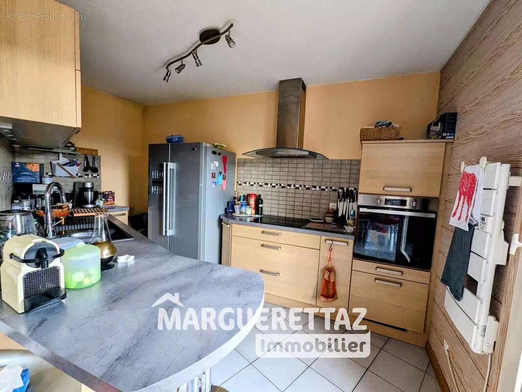 Appartement à VETRAZ-MONTHOUX