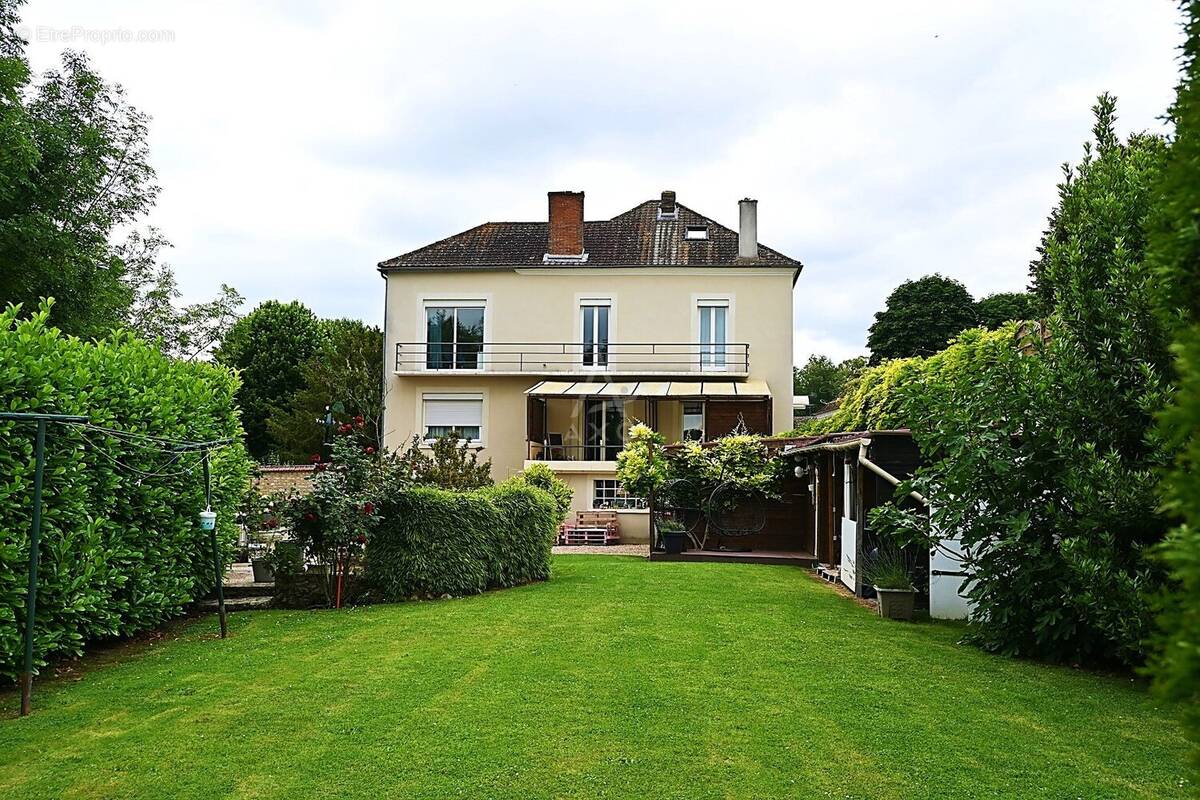 Maison à PACY-SUR-EURE