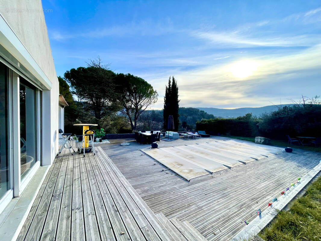 Maison à VAISON-LA-ROMAINE