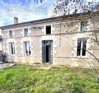 photo facade travallée - Maison à SAINT-CIERS-SUR-GIRONDE