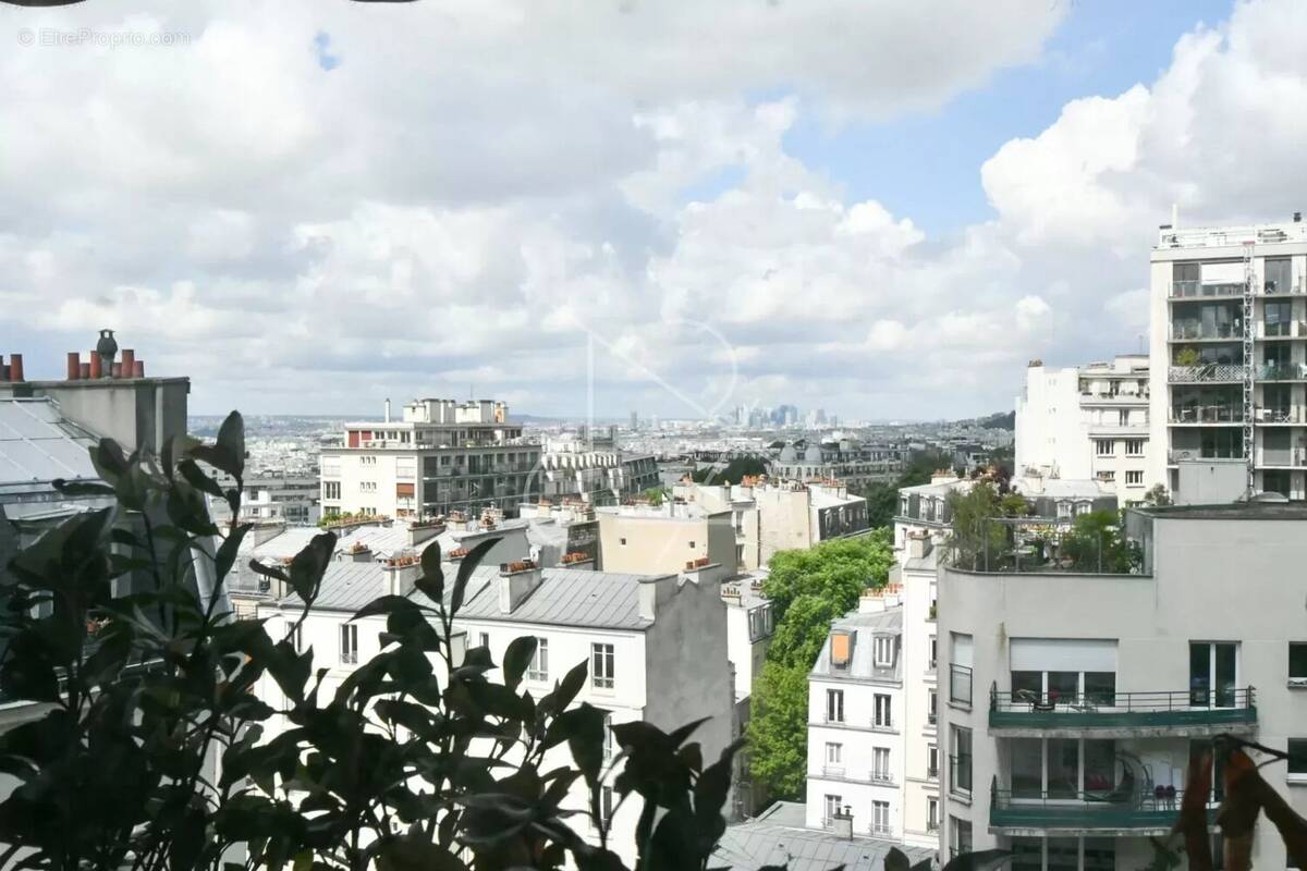 Appartement à PARIS-19E