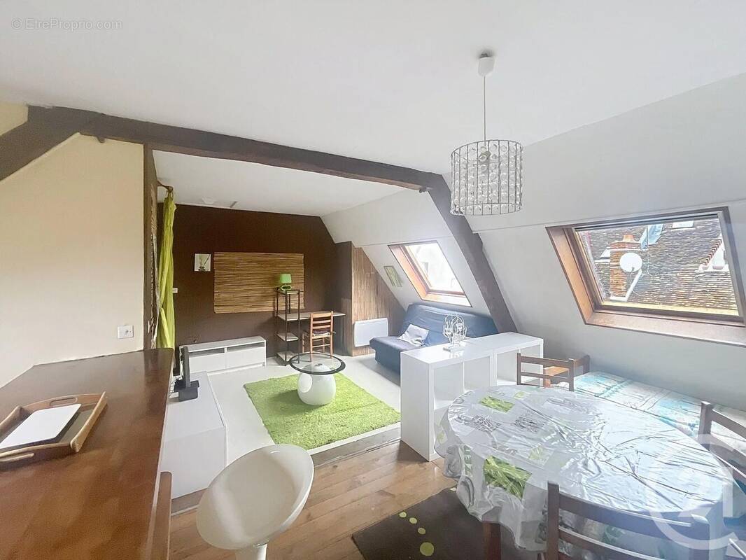 Appartement à SENS