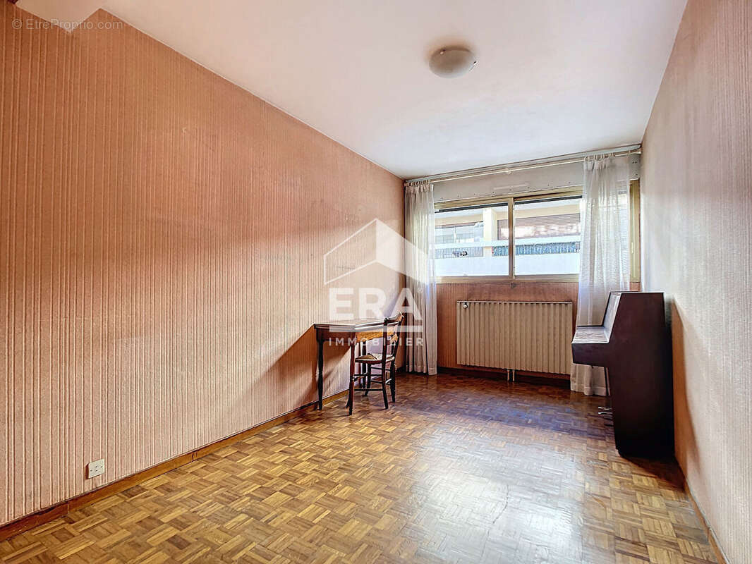 Appartement à MARSEILLE-9E