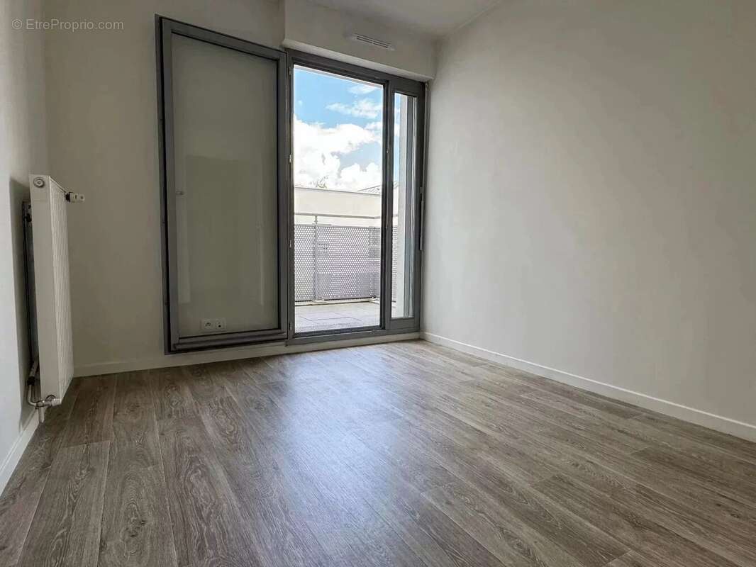 Appartement à AUBERVILLIERS