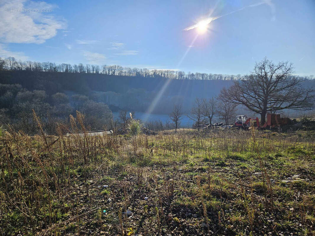 Terrain à SEBAZAC-CONCOURES