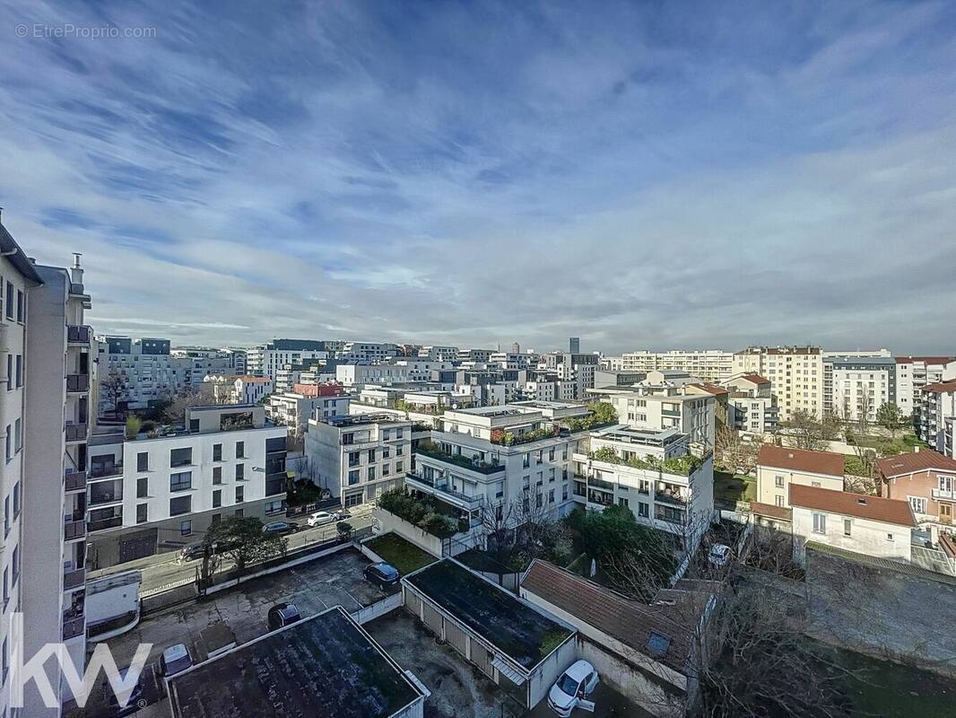 Appartement à LYON-8E