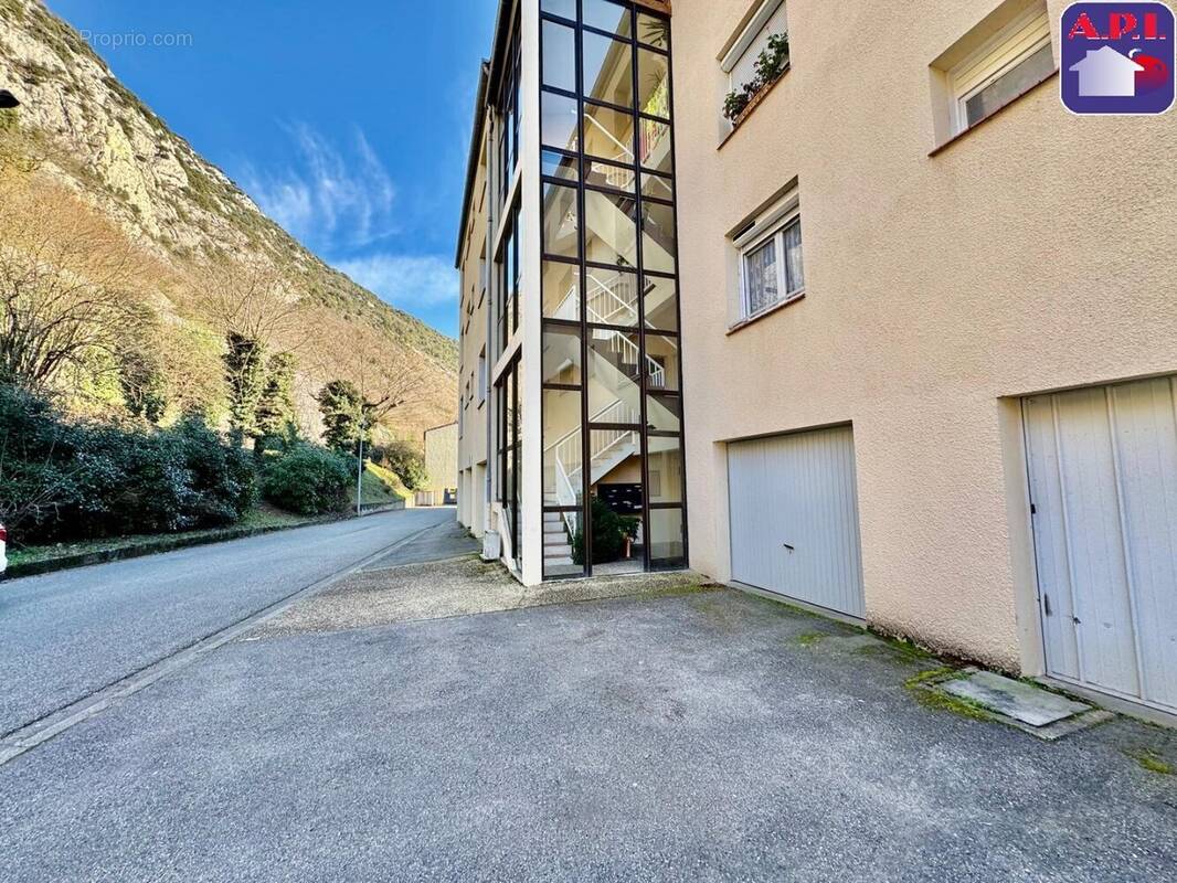 Appartement à TARASCON-SUR-ARIEGE