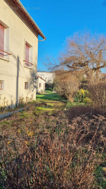 Maison à SAINT-GERMAIN-DES-FOSSES