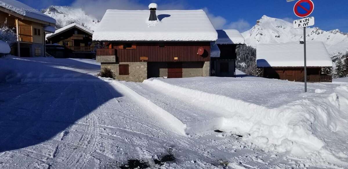 Appartement à TANINGES