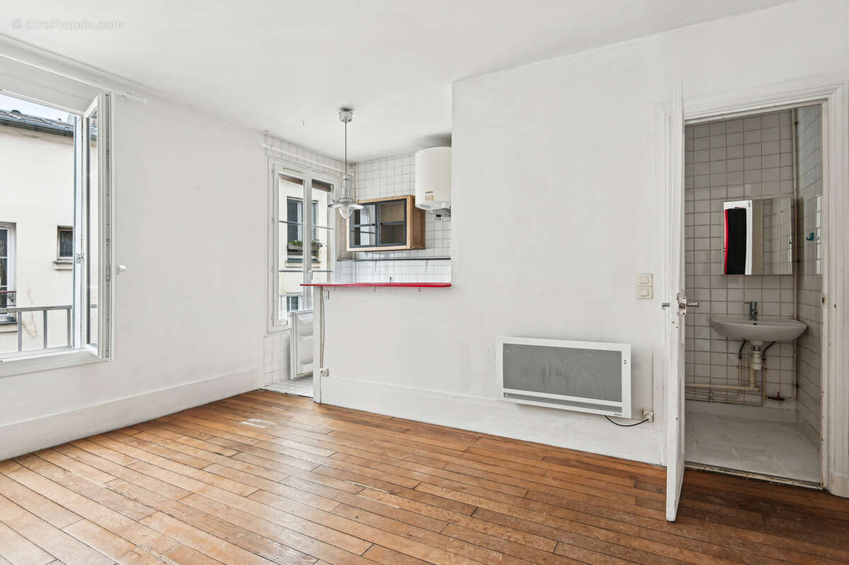 Appartement à PARIS-11E