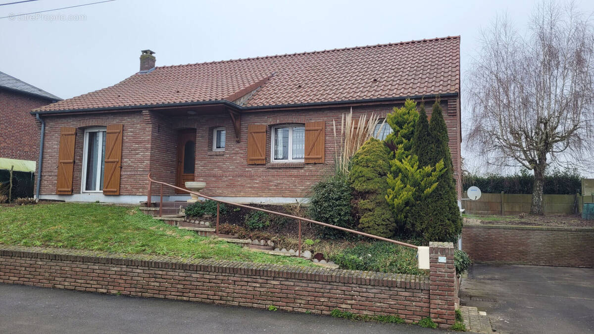 Maison à BREBIERES