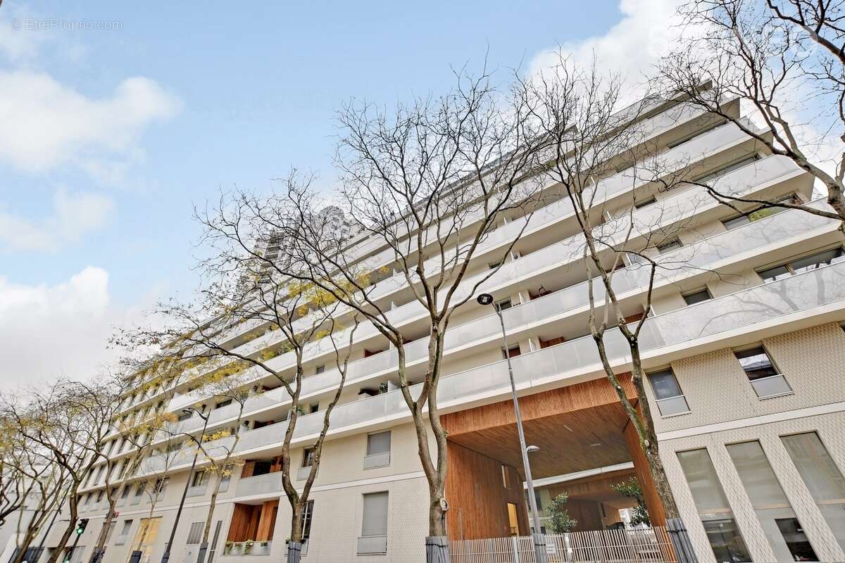 Appartement à PARIS-19E