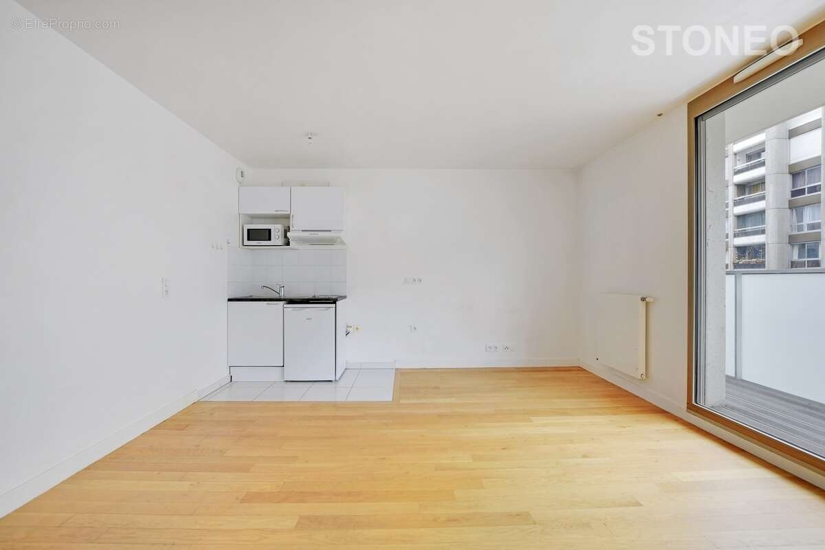 Appartement à PARIS-19E