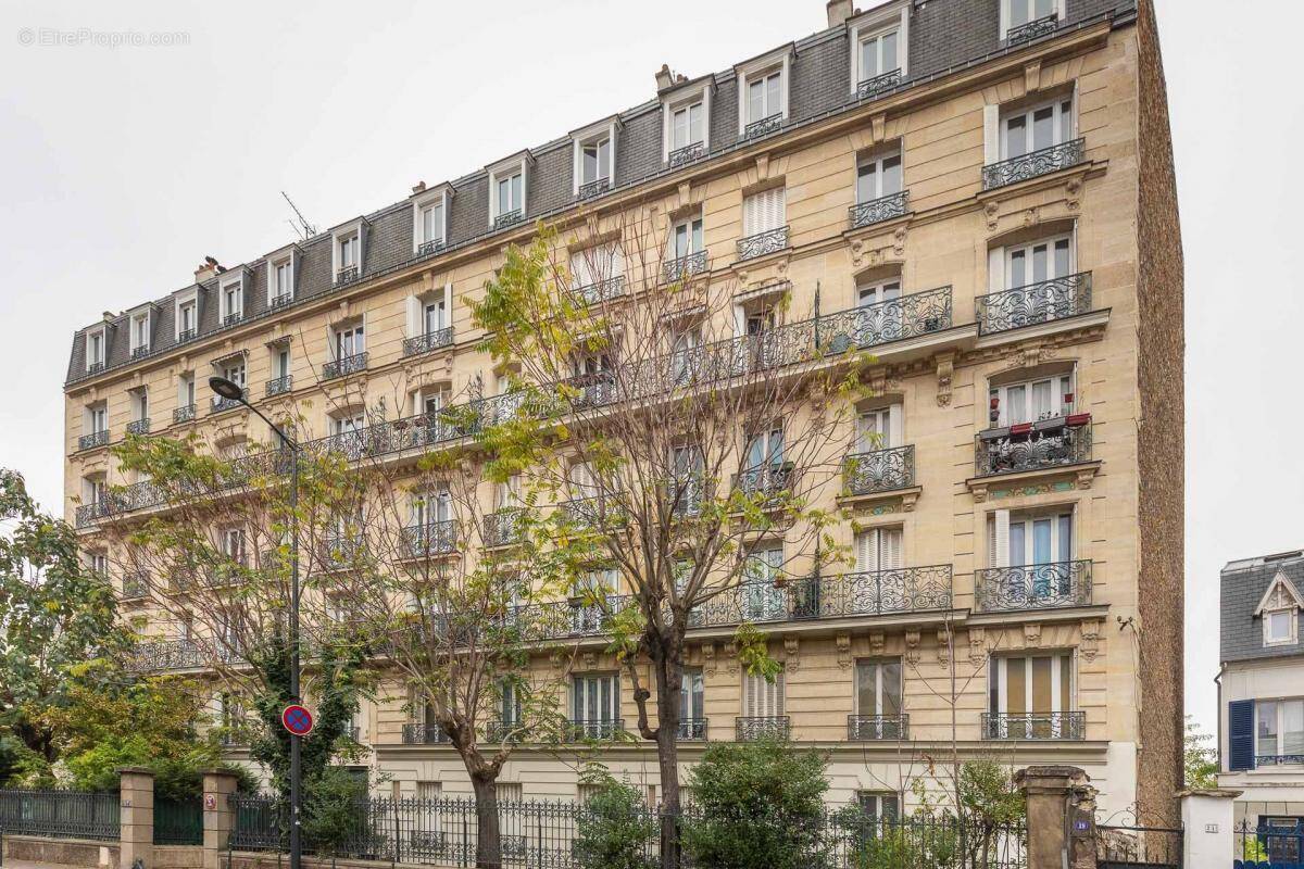 Appartement à COLOMBES