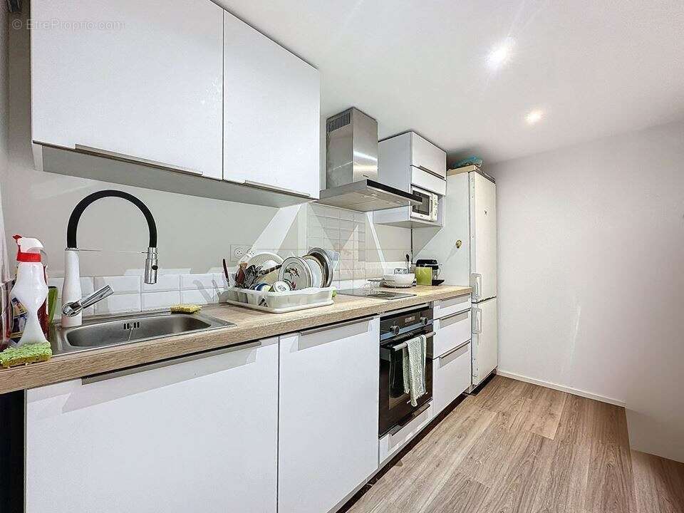 Appartement à MARSEILLE-6E