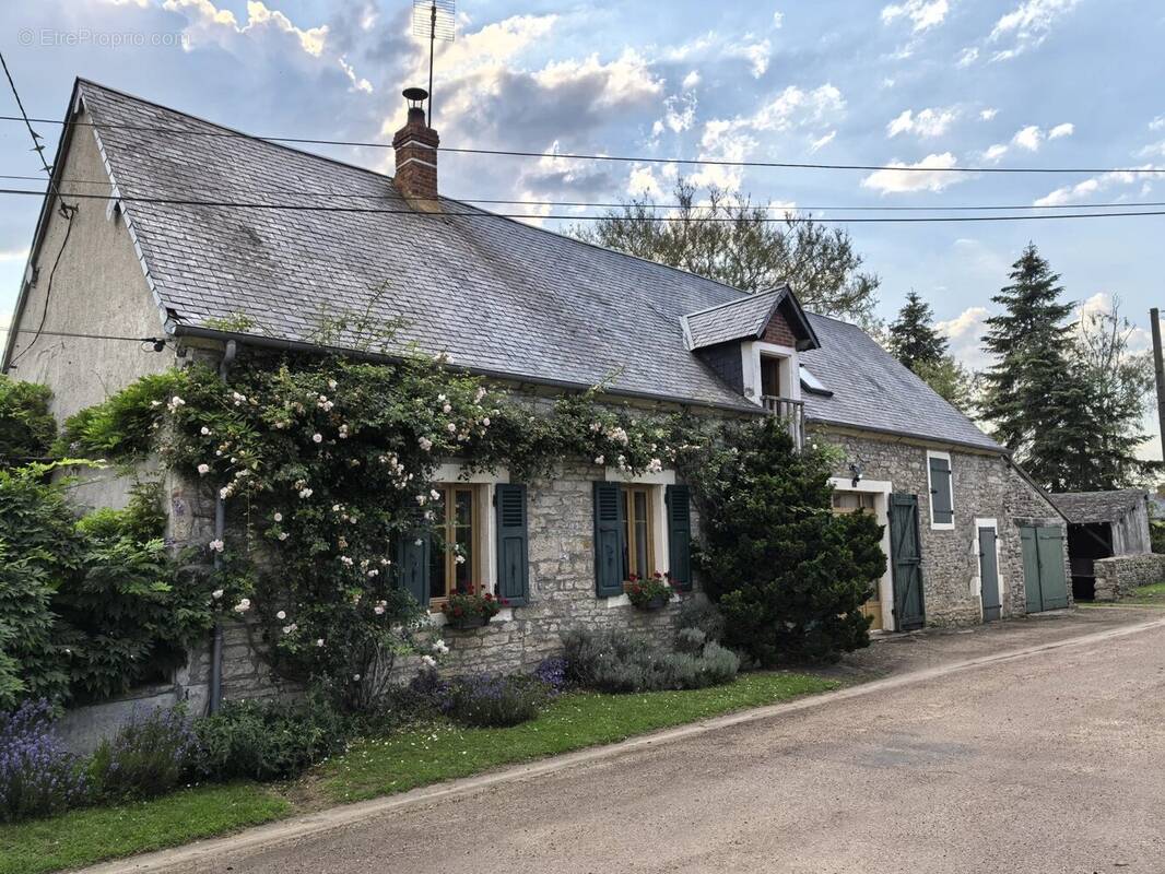 Maison à SAINT-FRANCHY