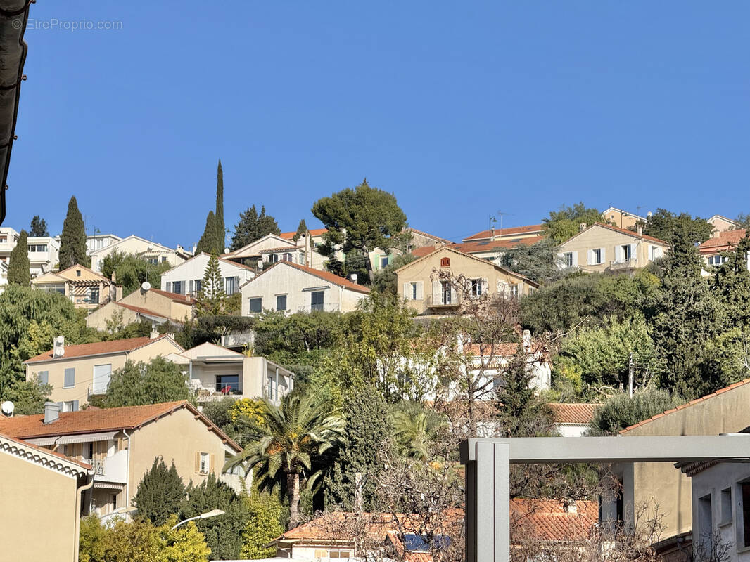 Appartement à HYERES