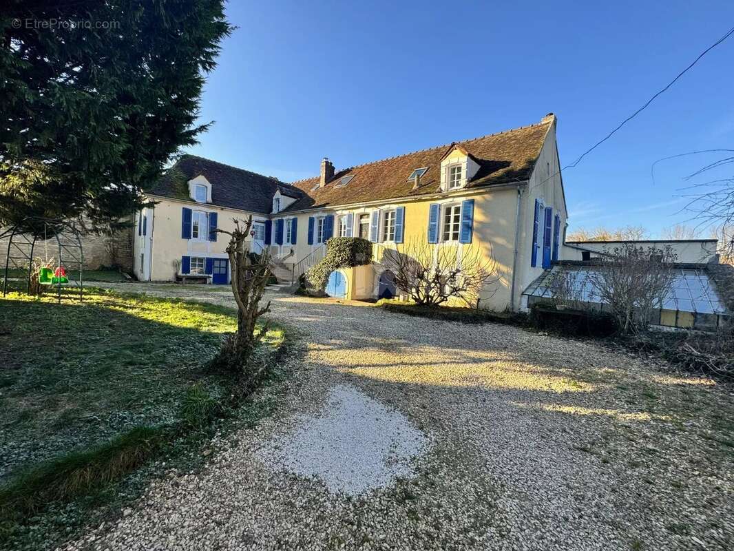 Maison à AUXERRE