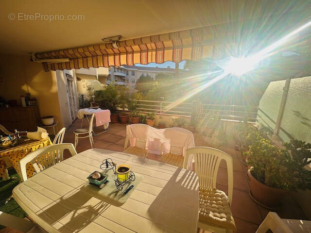 Appartement à HYERES