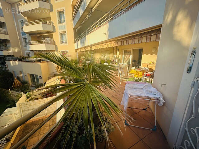 Appartement à HYERES