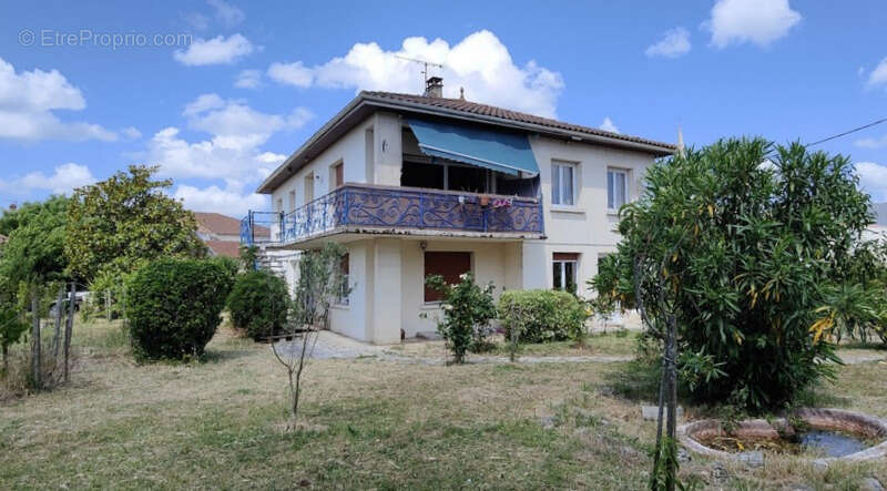 Maison à SAINT-CIERS-SUR-GIRONDE