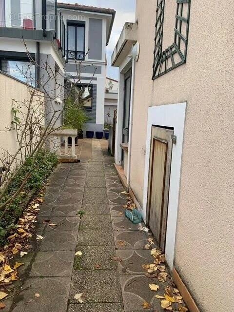 Appartement à COLOMBES