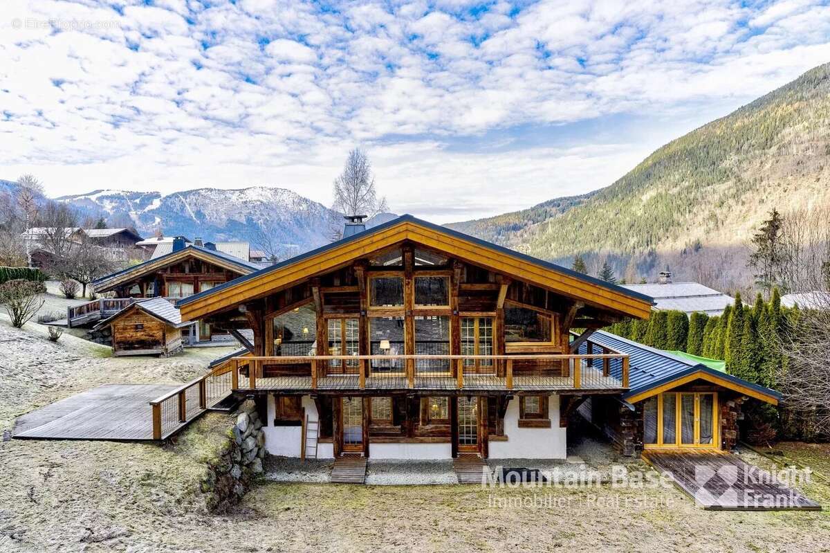 Maison à LES HOUCHES