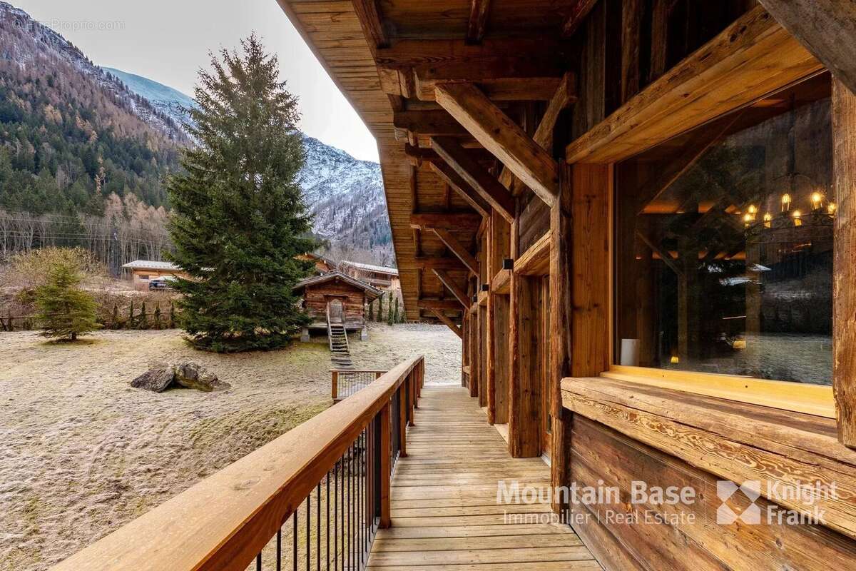 Maison à LES HOUCHES