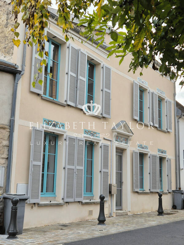 Maison à CARRIERES-SUR-SEINE