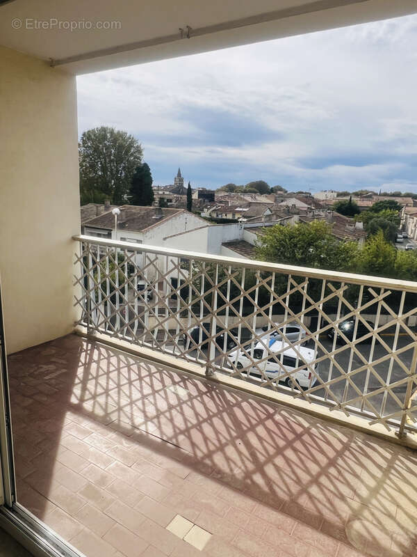 Appartement à LUNEL