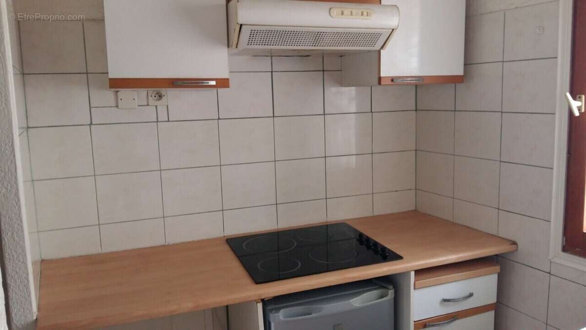 Appartement à CEYRESTE