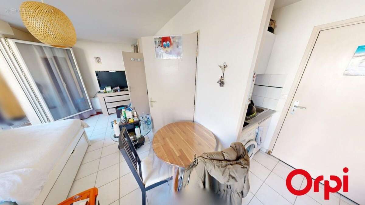 Appartement à MARSEILLE-5E