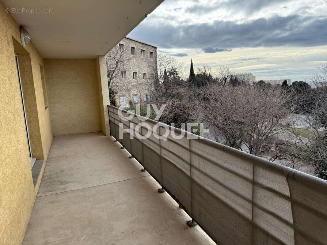 Appartement à MARSEILLE-15E