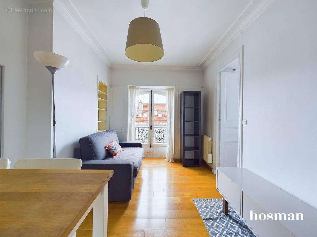 Appartement à PARIS-10E