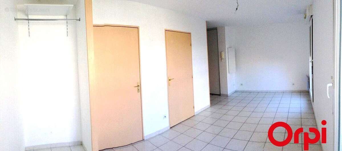 Appartement à MARSEILLE-5E