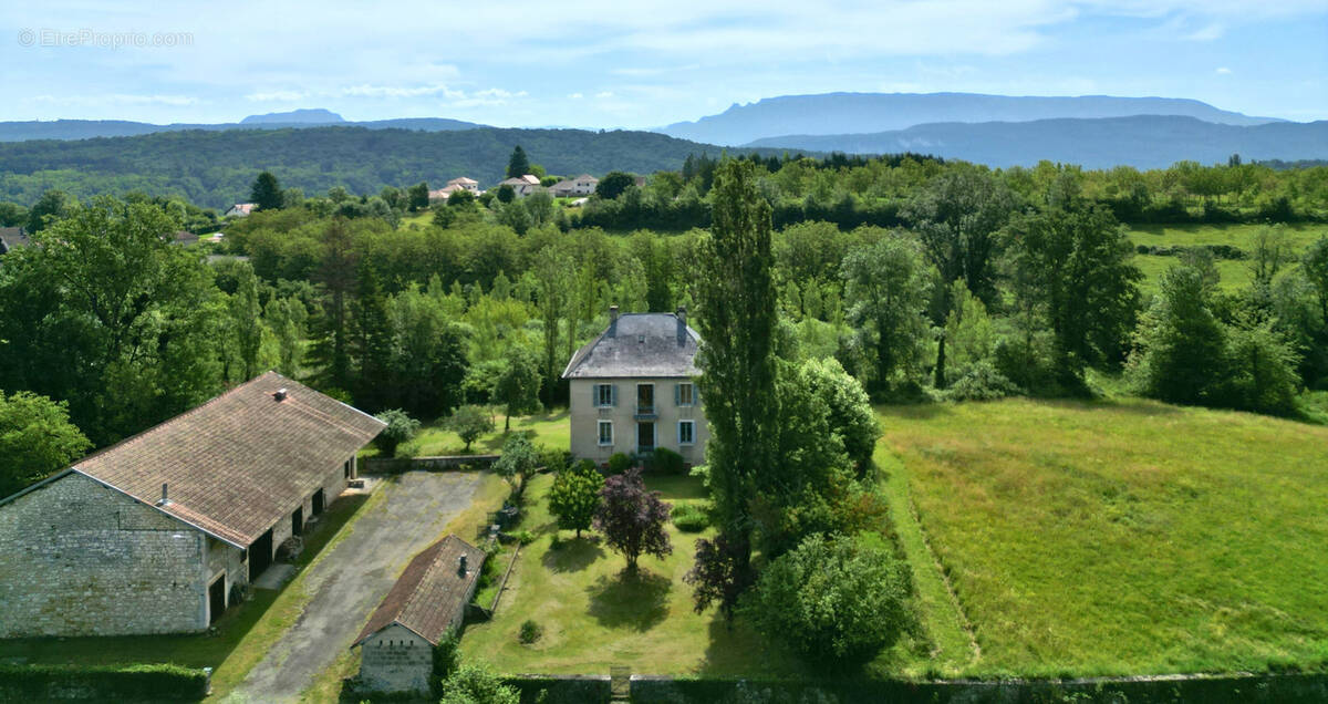 Maison à BELLEY