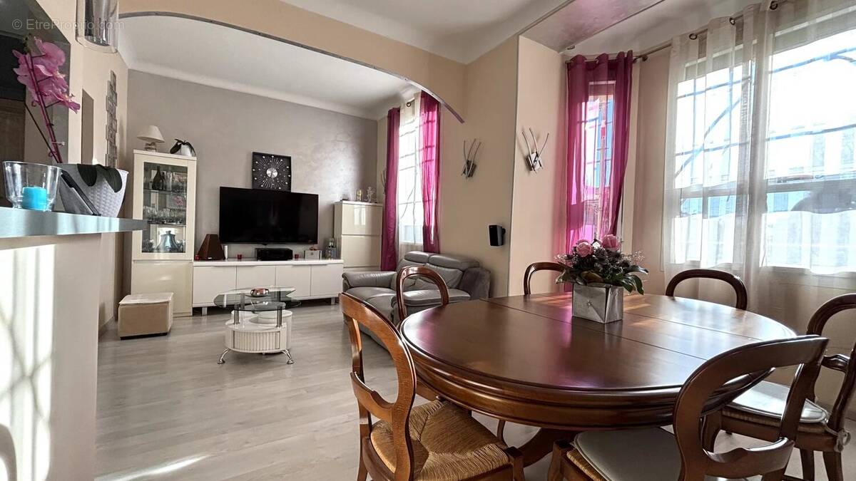 Appartement à BEAUSOLEIL