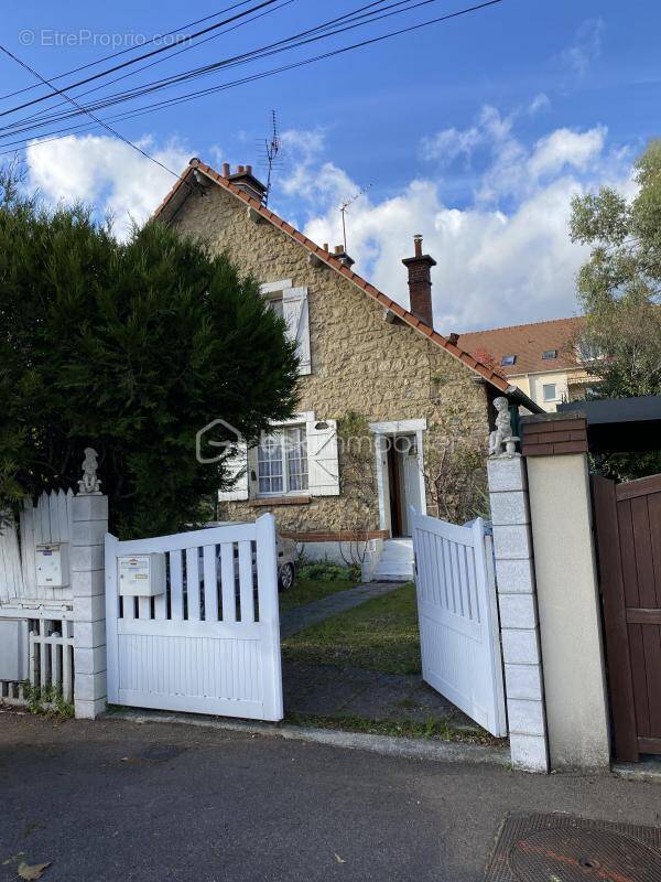 Maison à POISSY