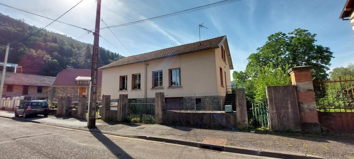 Maison à REMIREMONT