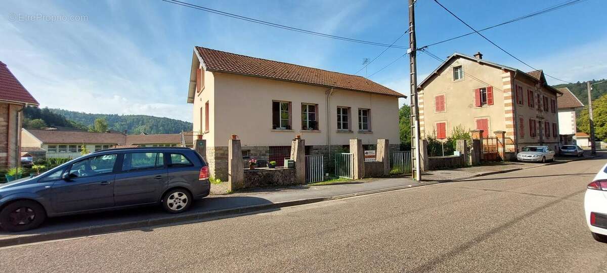 Maison à REMIREMONT