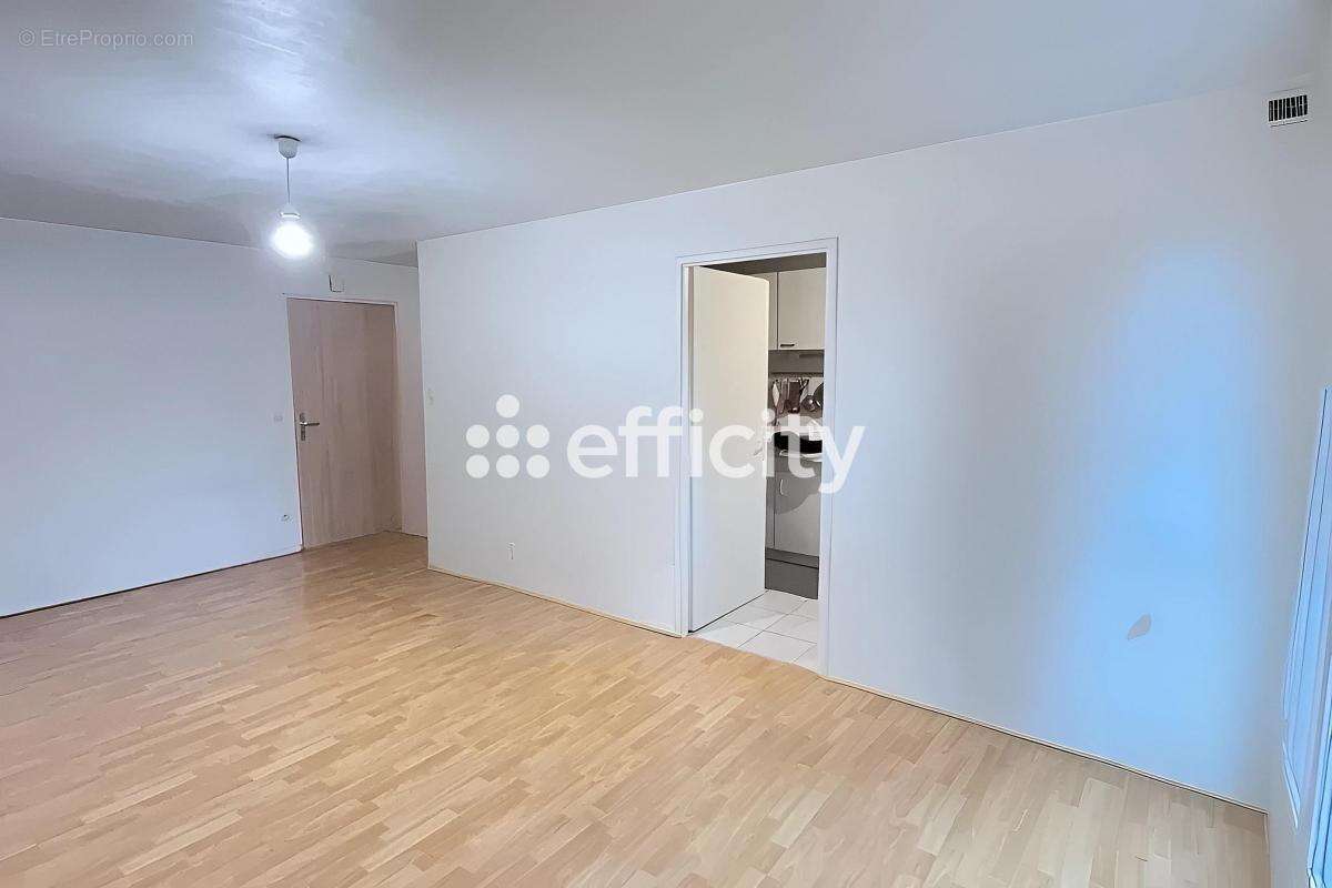 Appartement à MORSANG-SUR-ORGE